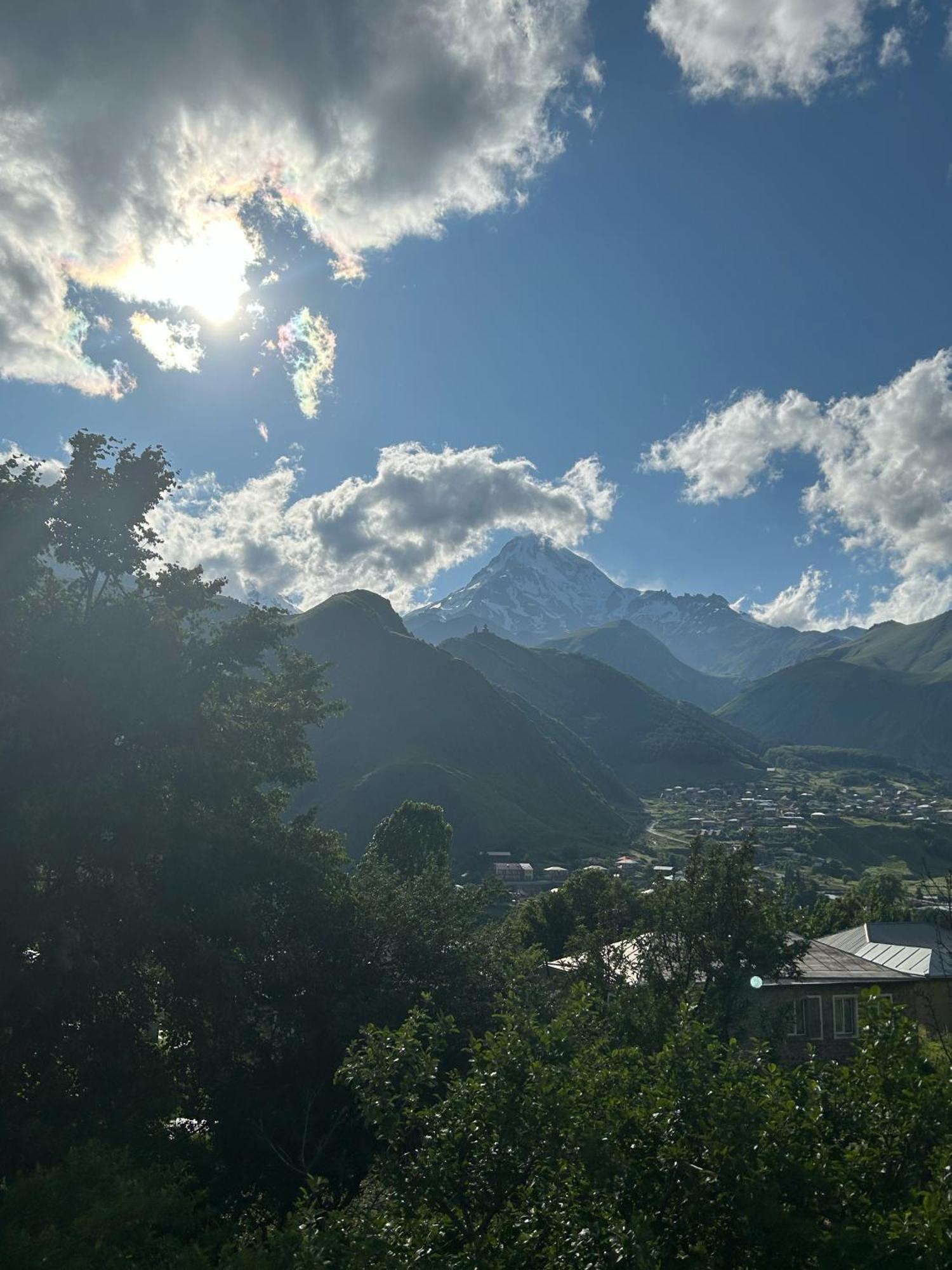 Mountain Heart Bed & Breakfast Kazbegi Exterior photo